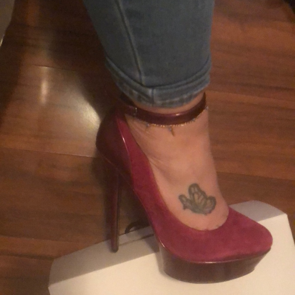 Berry Color Leather Platform - Picture 3 of 3